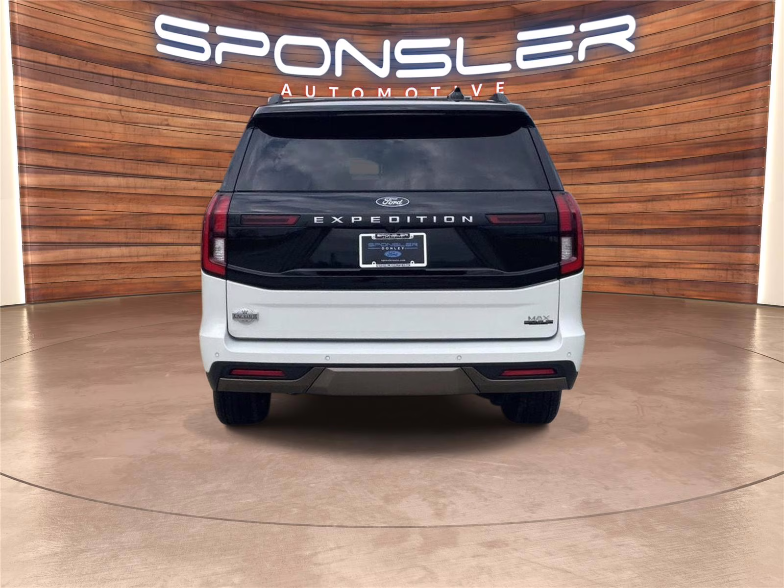 2026 Star White Metallic Tri-Coat Ford Expedition Max King Ranch 4X4 SUV