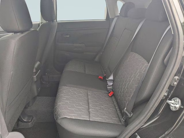 2026 Labrador Black Pearl Mitsubishi Outlander Sport 2.0 LE 4X4 SUV