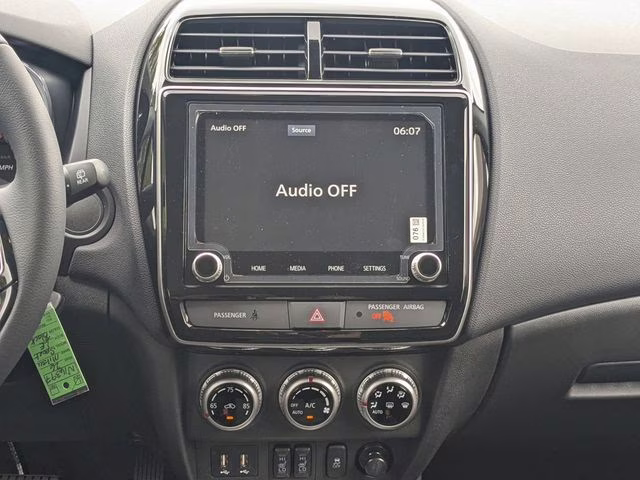2026 Labrador Black Pearl Mitsubishi Outlander Sport 2.0 LE 4X4 SUV