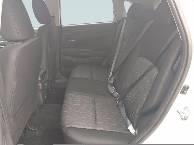 2026 White Diamond Mitsubishi Outlander Sport 2.0 LE 4X4 SUV