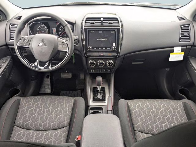 2026 White Diamond Mitsubishi Outlander Sport 2.0 LE 4X4 SUV