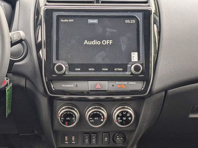 2026 White Diamond Mitsubishi Outlander Sport 2.0 LE 4X4 SUV