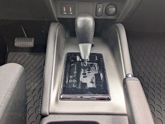 2026 Octane Blue Metallic Mitsubishi Outlander Sport 2.0 ES 4X4 SUV