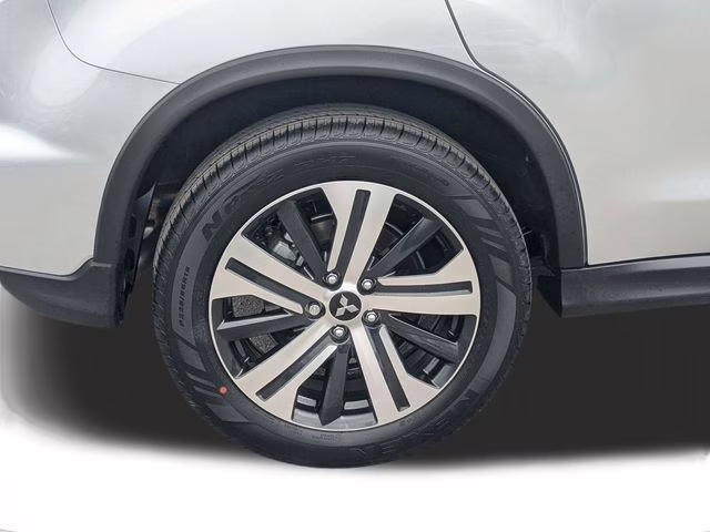 2026 Alloy Silver Metallic Mitsubishi Outlander Sport 2.0 ES 4X4 SUV