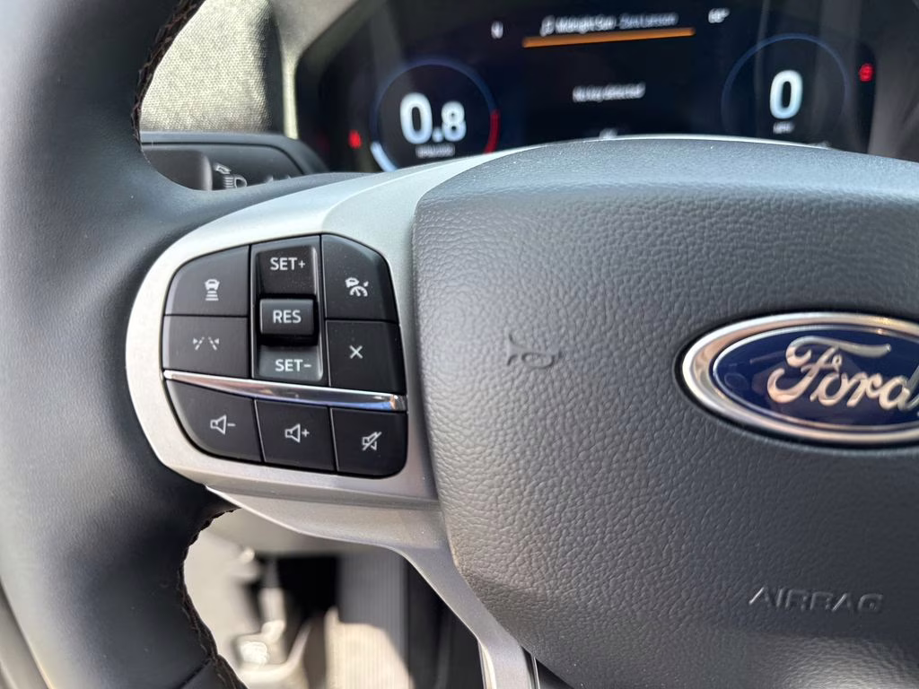 2026 Space White Metallic Ford Explorer Active RWD SUV