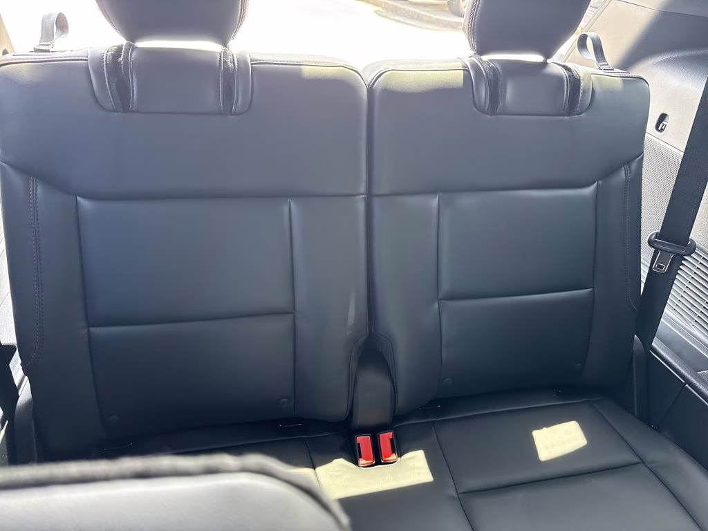 2026 Star White Metallic Tri-Coat Ford Explorer ST-Line 4X4 SUV