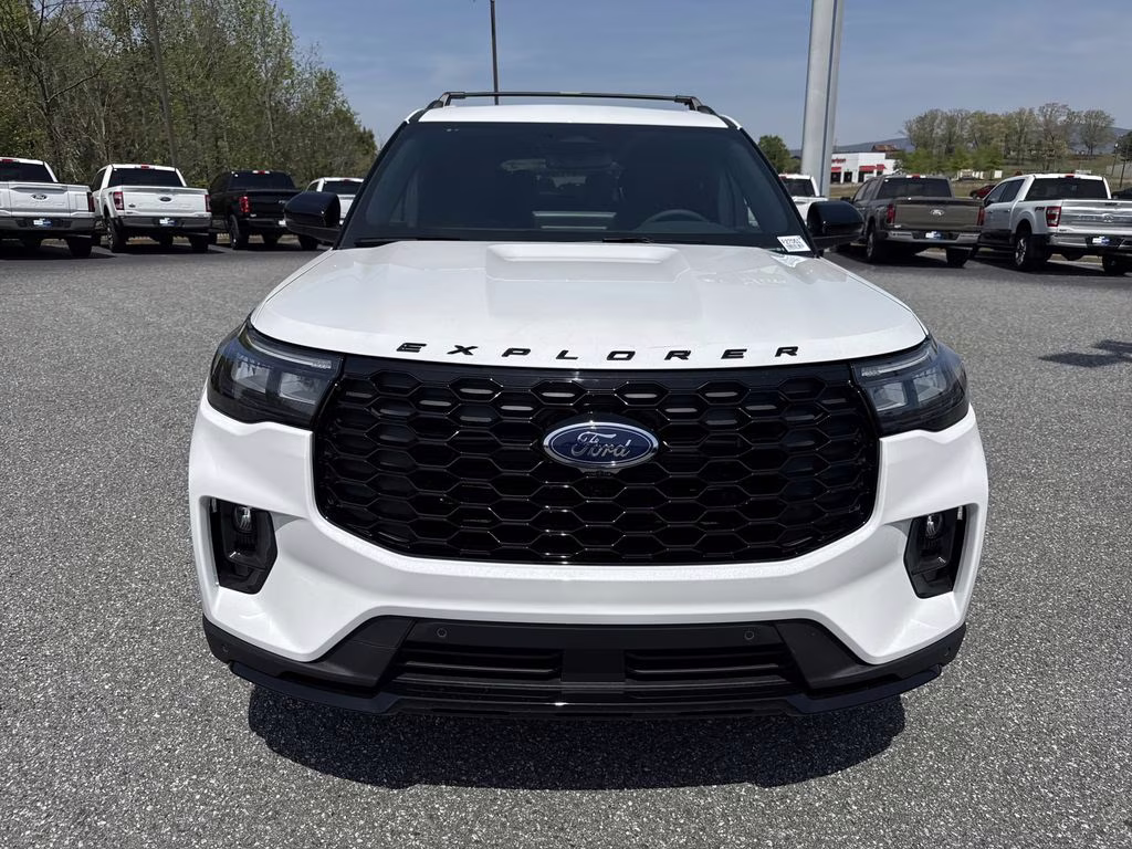 2026 Star White Metallic Tri-Coat Ford Explorer ST-Line 4X4 SUV
