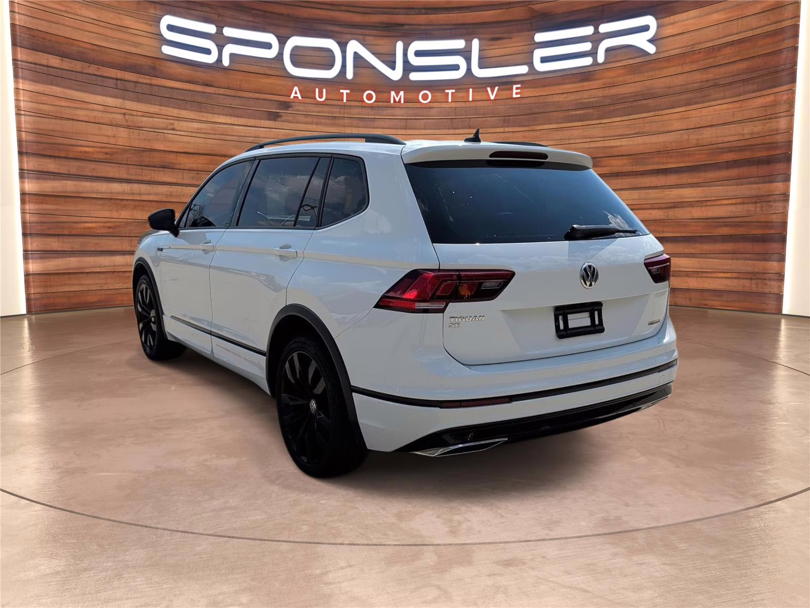 2021 Pure White Volkswagen Tiguan SE R-Line Black FWD SUV