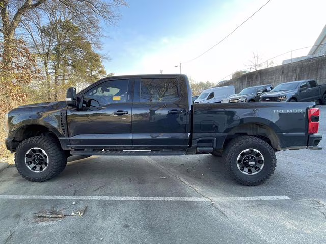 2023 Black Metallic Ford F-250SD XLT 4X4 Truck