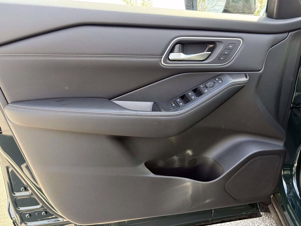 2026 Obsidian Green Nissan Rogue Platinum AWD SUV