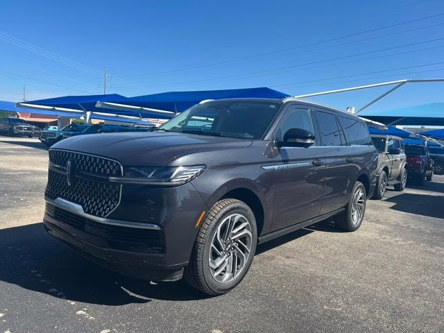 2026 Starlight Lincoln Navigator L Reserve 4X4 SUV