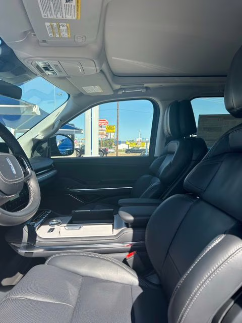 2026 Starlight Lincoln Navigator L Reserve 4X4 SUV