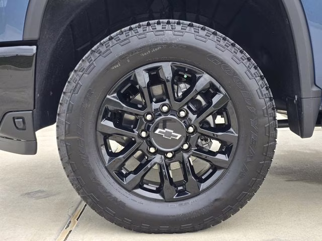 2026 Lakeshore Blue Metallic Chevrolet Silverado 2500HD LTZ 4X4 Truck