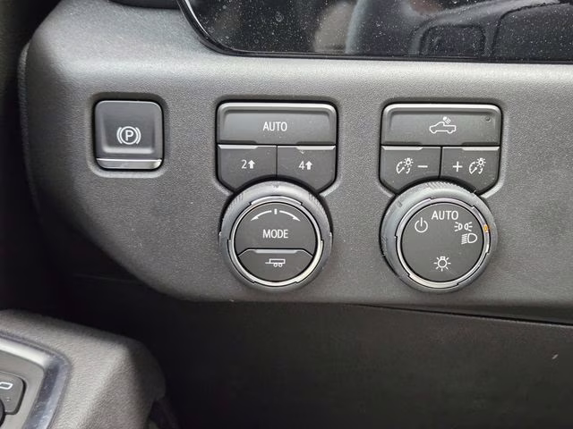 2026 Summit White Chevrolet Silverado 1500 LT 4X4 Truck