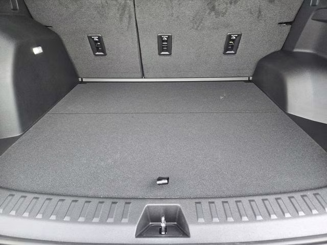 2026 Polar White Tricoat Chevrolet Equinox ACTIV FWD SUV