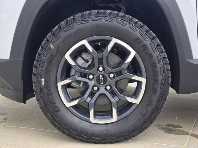 2026 Polar White Tricoat Chevrolet Equinox ACTIV FWD SUV