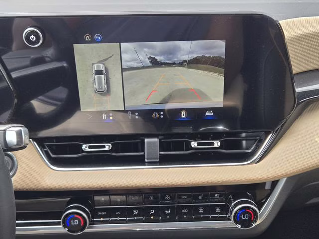 2026 Polar White Tricoat Chevrolet Equinox ACTIV FWD SUV