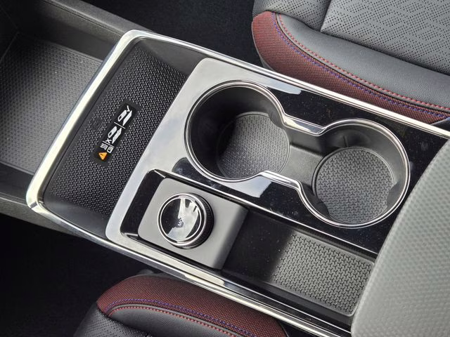 2025 Iridescent Pearl Tricoat Chevrolet Equinox RS FWD SUV