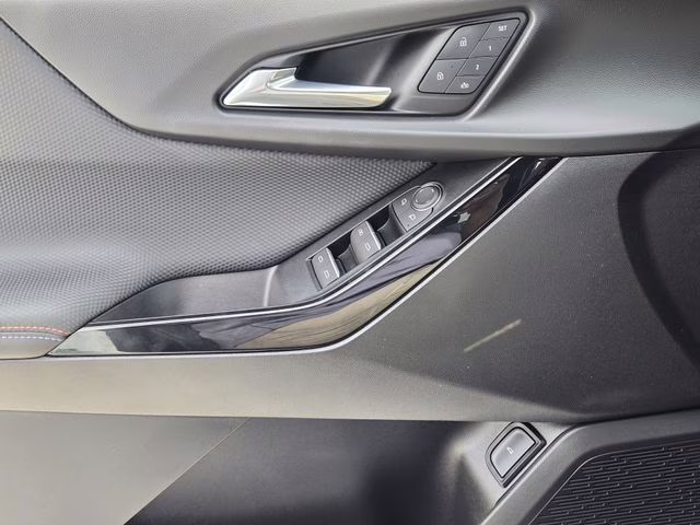 2025 Iridescent Pearl Tricoat Chevrolet Equinox RS FWD SUV