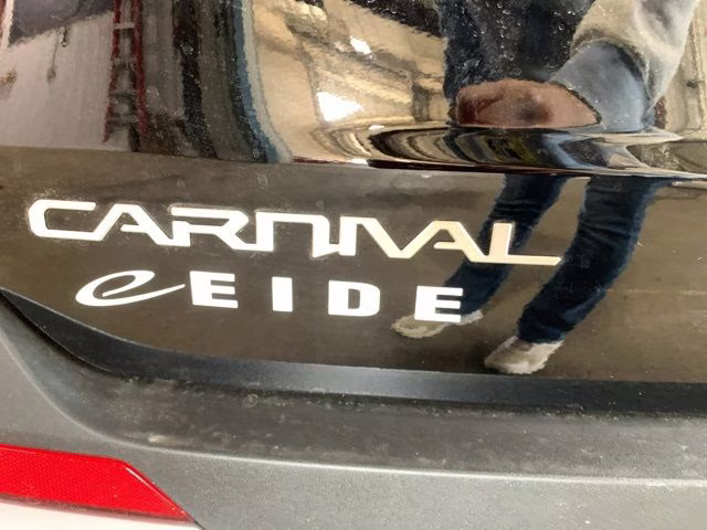 2026 Aurora Black Pearl Kia Carnival LXS FWD Van