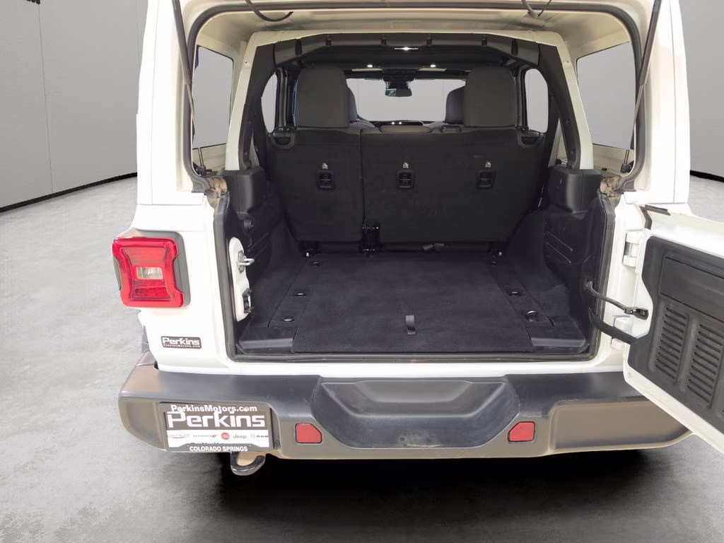 2025 Bright White Clearcoat Jeep Wrangler Sahara 4X4 SUV