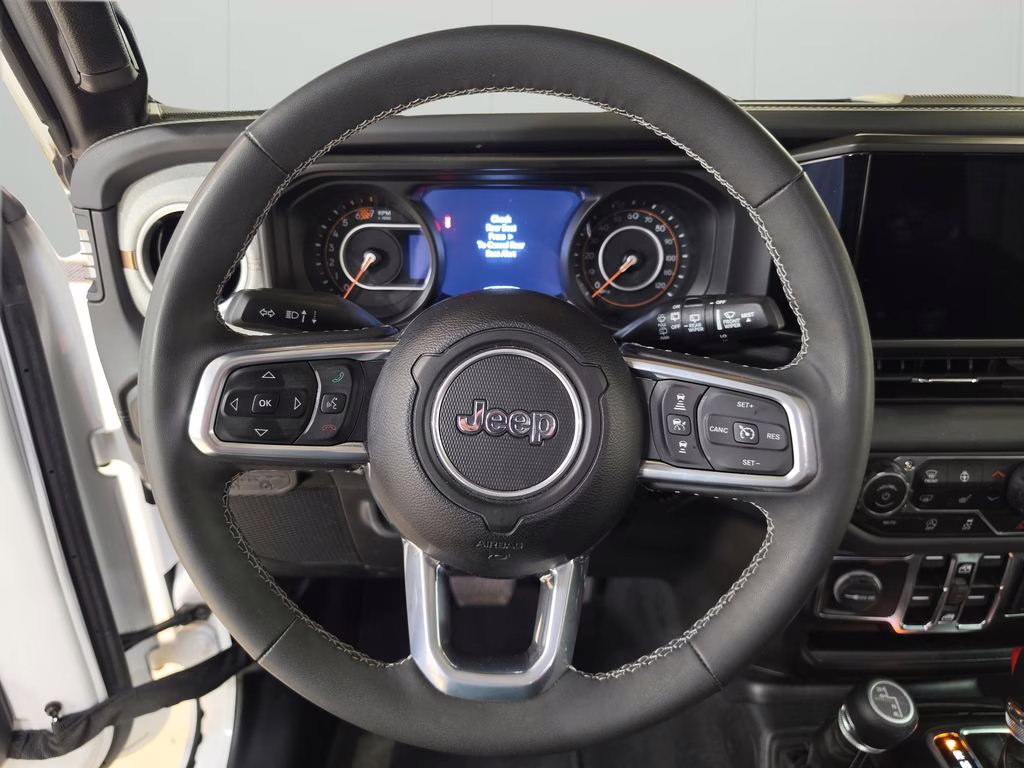 2025 Bright White Clearcoat Jeep Wrangler Sahara 4X4 SUV