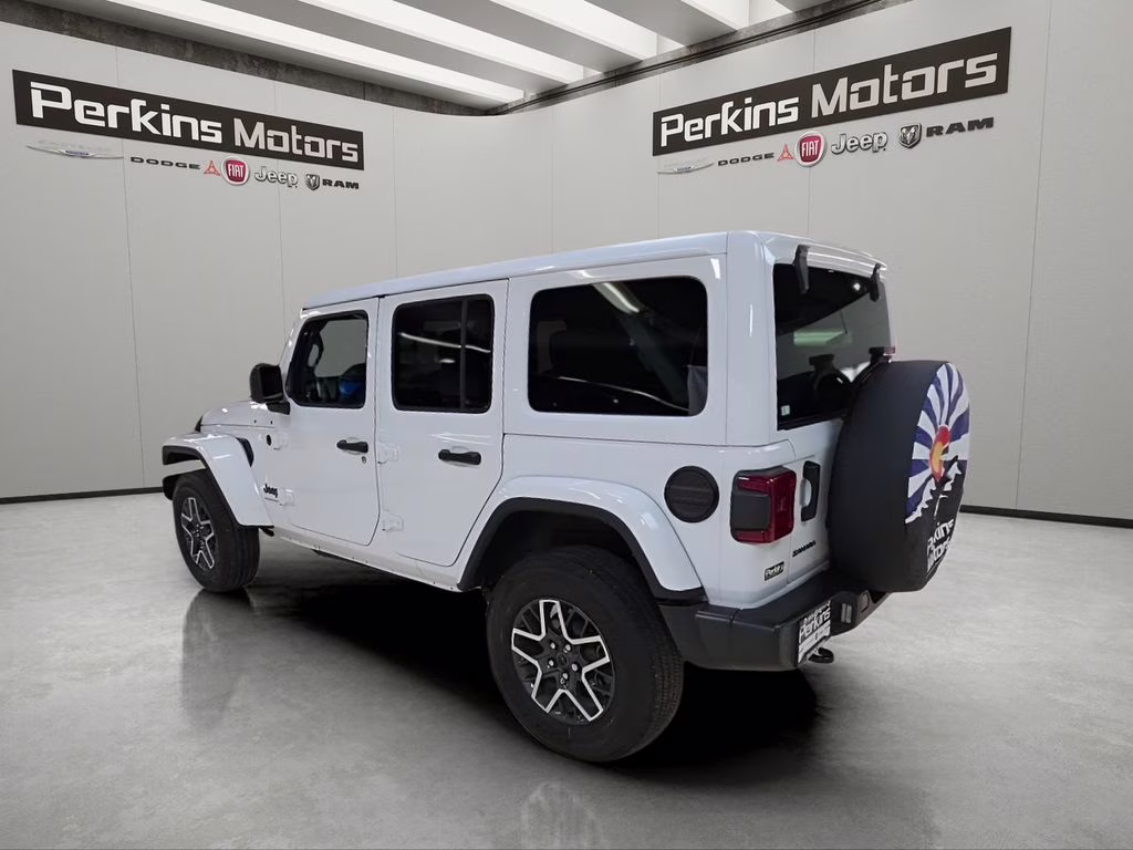 2025 Bright White Clearcoat Jeep Wrangler Sahara 4X4 SUV
