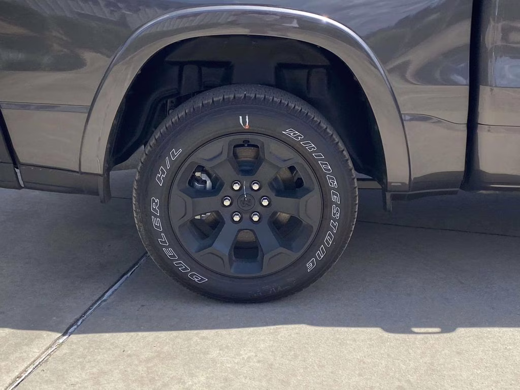 2026 Granite Crystal Metallic Clearcoat Ram 1500 Big Horn/Lone Star 4X4 Truck