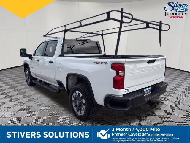 2022 Summit White Chevrolet Silverado 2500HD Custom 4X4 Truck
