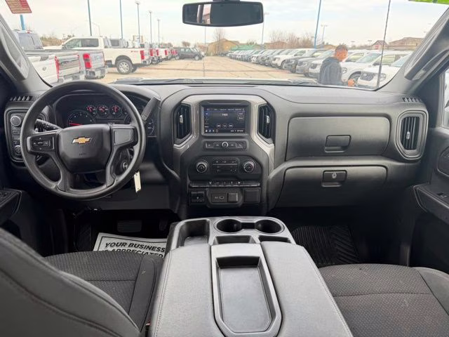 2022 Summit White Chevrolet Silverado 2500HD Custom 4X4 Truck