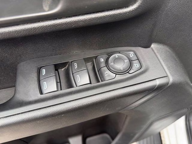 2022 Summit White Chevrolet Silverado 2500HD Custom 4X4 Truck