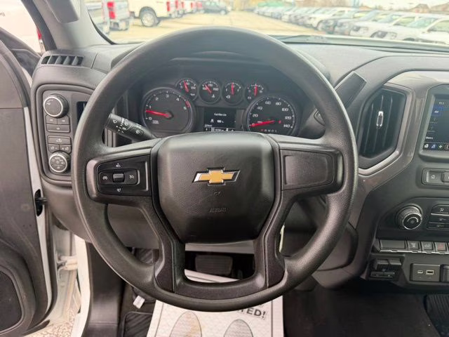 2022 Summit White Chevrolet Silverado 2500HD Custom 4X4 Truck