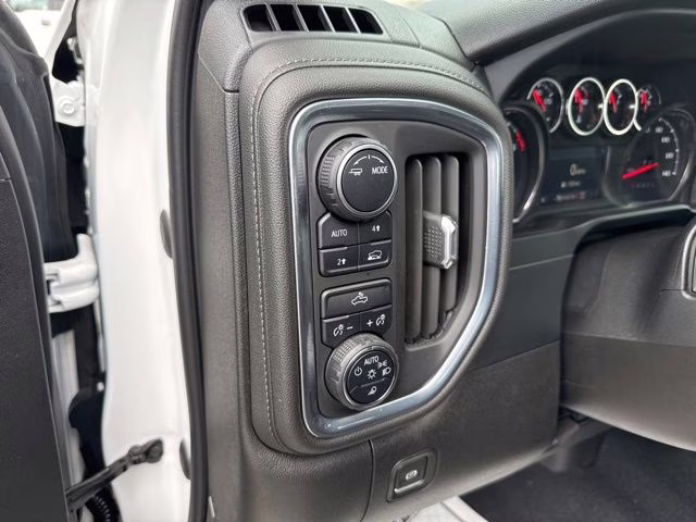 2022 Summit White Chevrolet Silverado 1500 LTD LT 4X4 Truck