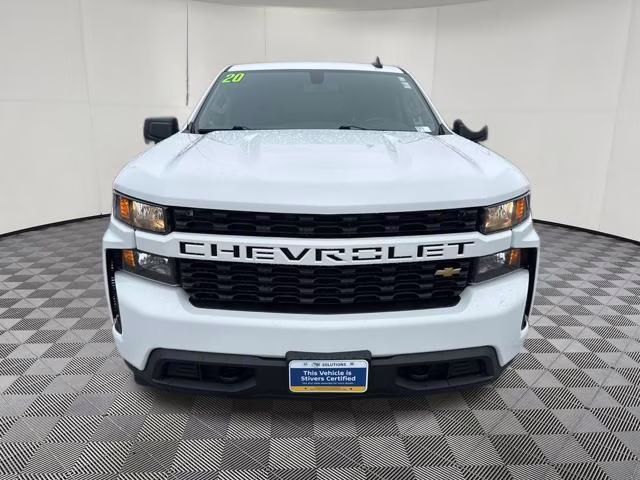 2020 Summit White Chevrolet Silverado 1500 Custom 4X4 Truck