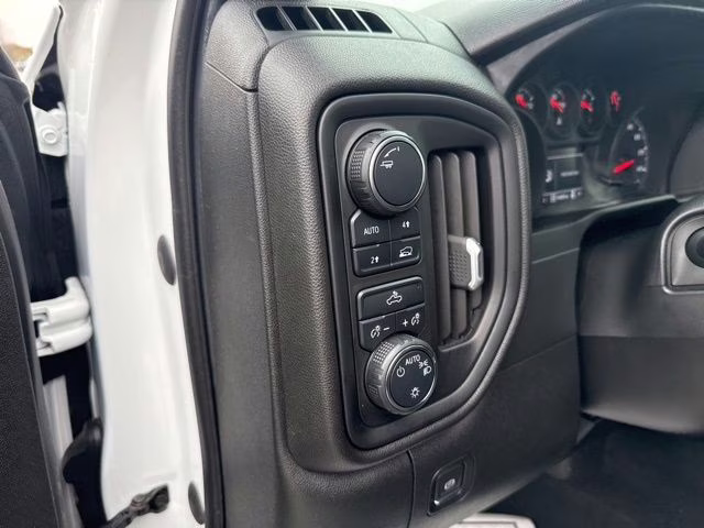 2020 Summit White Chevrolet Silverado 1500 Custom 4X4 Truck