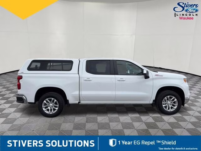 2023 Summit White Chevrolet Silverado 1500 LT 4X4 Truck