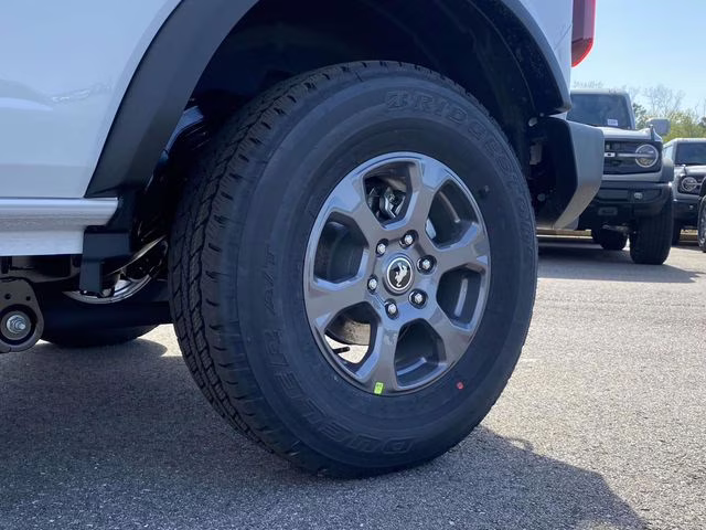 2026 Oxford White Ford Bronco Big Bend 4X4 SUV