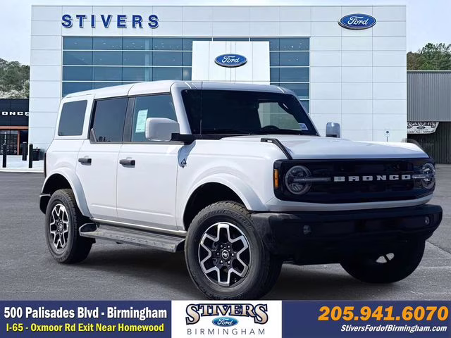 2026 Oxford White Ford Bronco Outer Banks 4X4 SUV