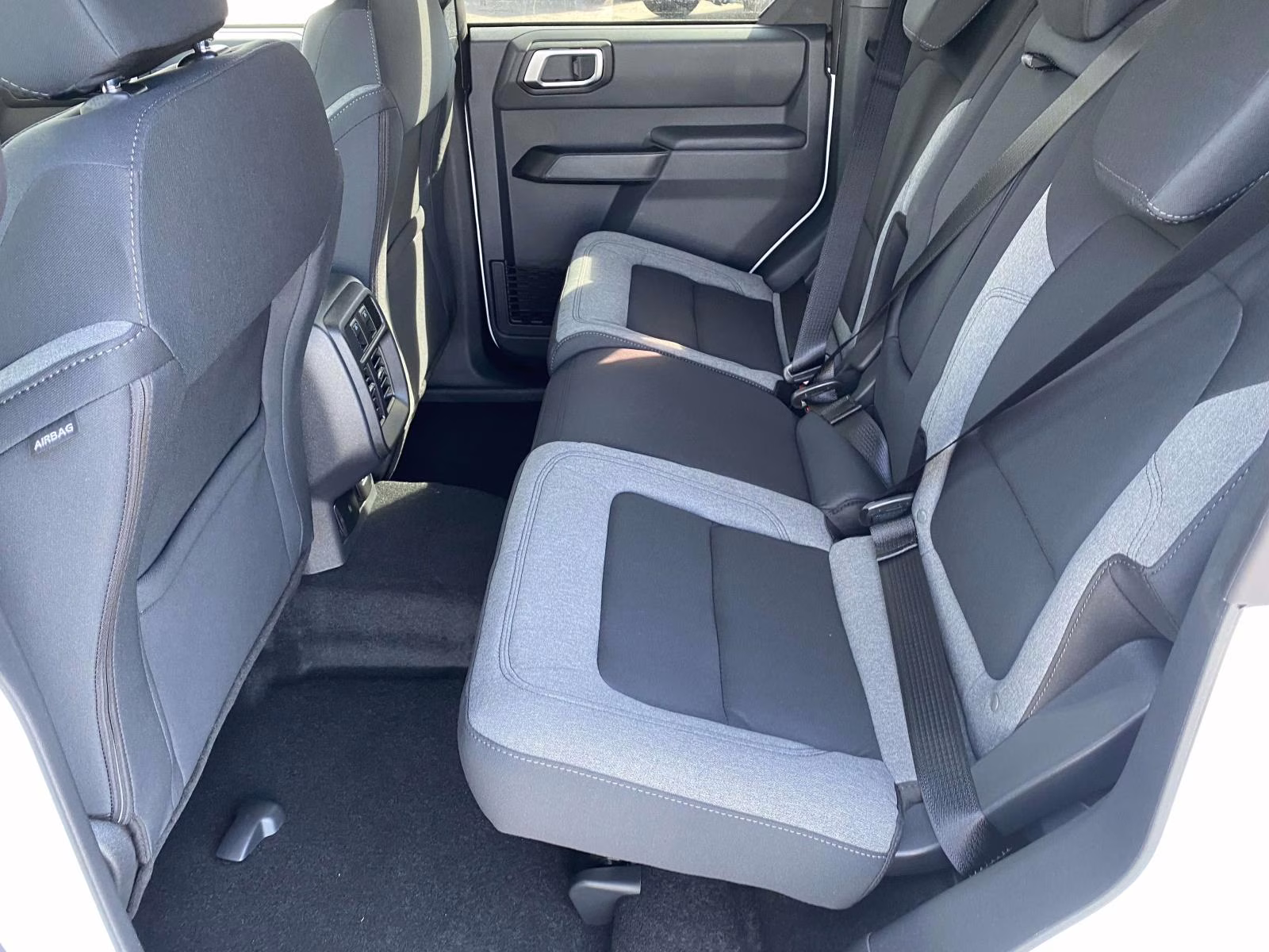 2026 Oxford White Ford Bronco Big Bend 4X4 SUV