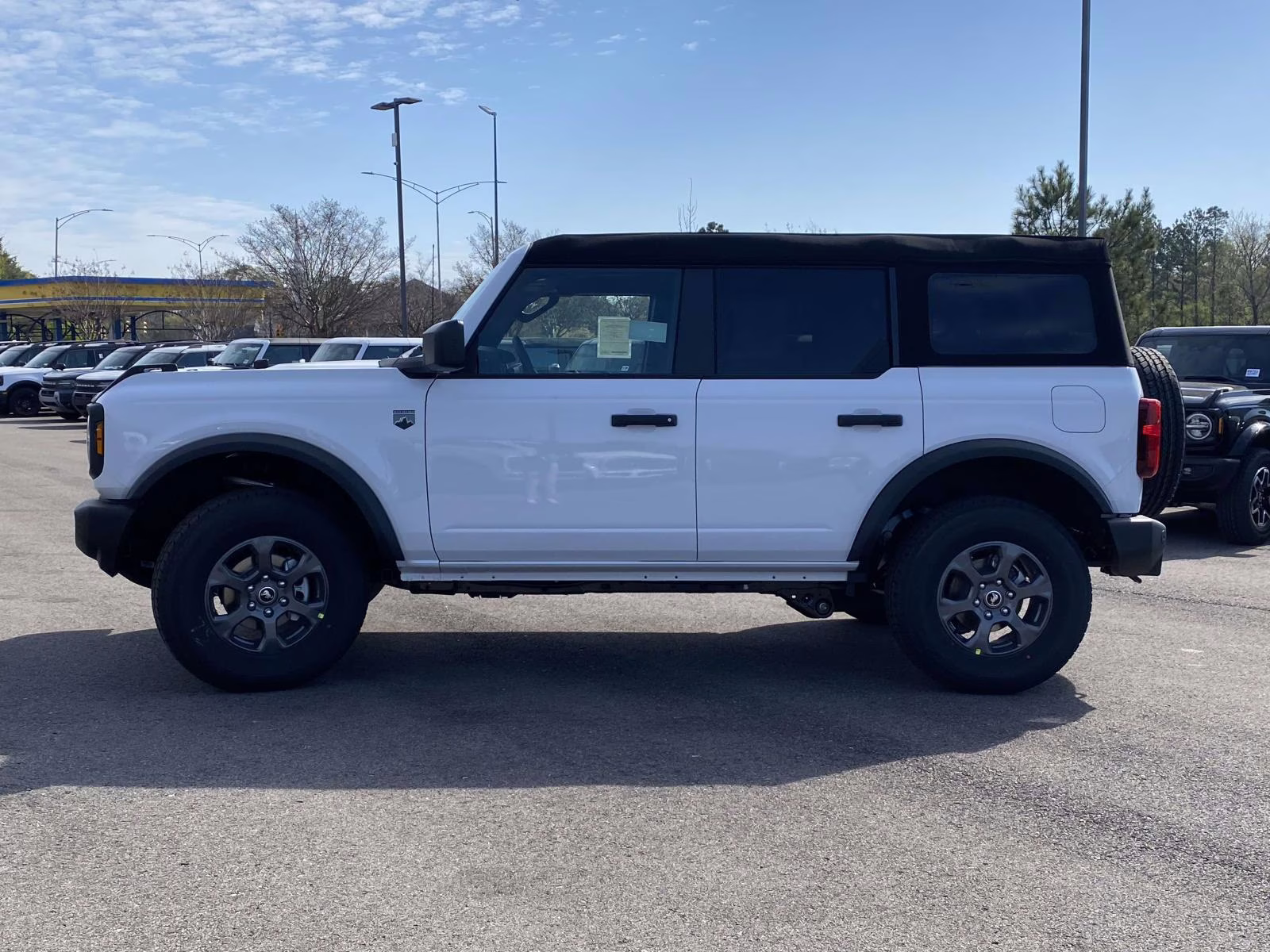 2026 Oxford White Ford Bronco Big Bend 4X4 SUV