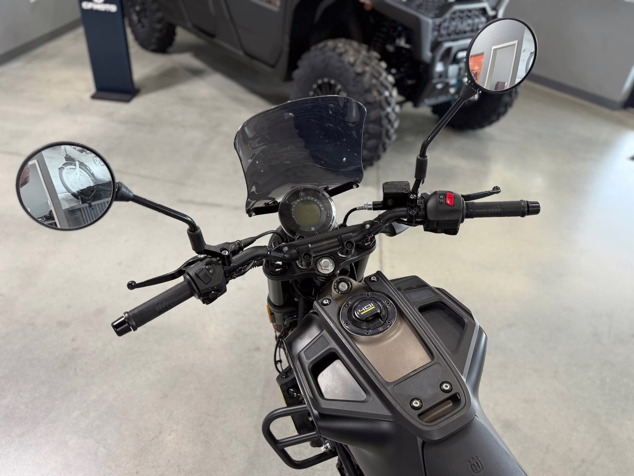 2023 Husqvarna SVARTPILEN 401 Motorcycle