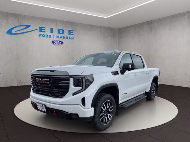 2023 Summit White GMC Sierra 1500 AT4 4X4 Truck