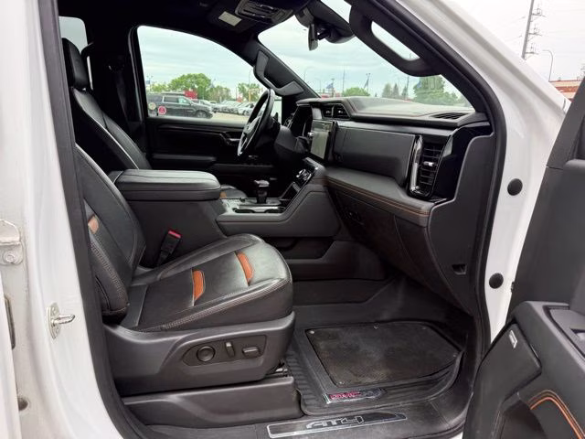 2023 Summit White GMC Sierra 1500 AT4 4X4 Truck