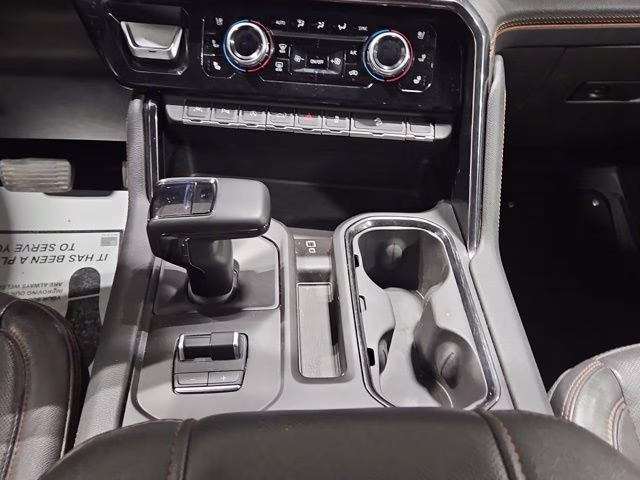 2023 Summit White GMC Sierra 1500 AT4 4X4 Truck