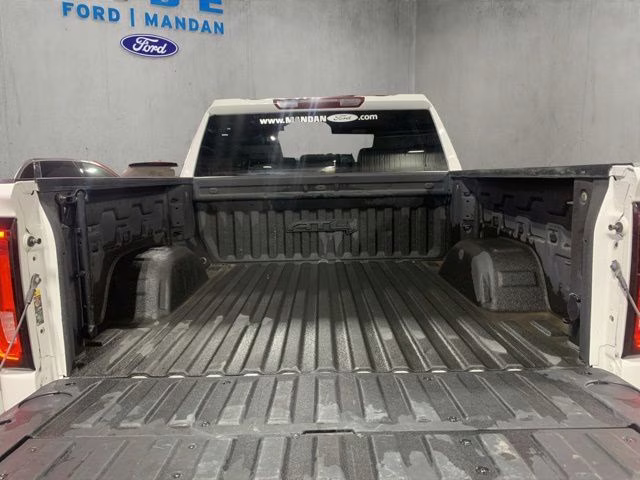 2023 Summit White GMC Sierra 1500 AT4 4X4 Truck