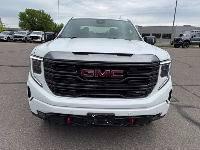2023 Summit White GMC Sierra 1500 AT4 4X4 Truck