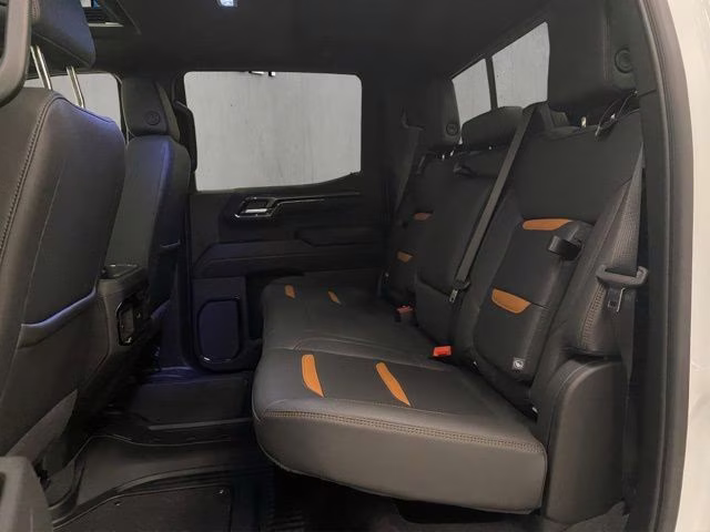 2024 Summit White GMC Sierra 1500 AT4 4X4 Truck