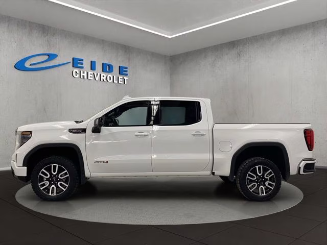 2024 Summit White GMC Sierra 1500 AT4 4X4 Truck