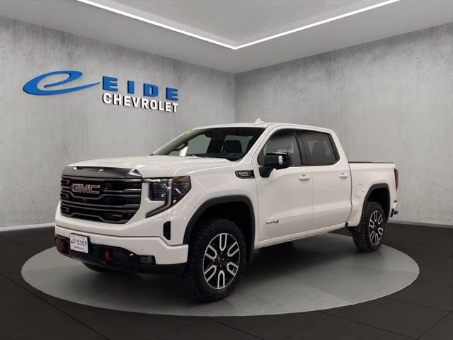 2024 Summit White GMC Sierra 1500 AT4 4X4 Truck