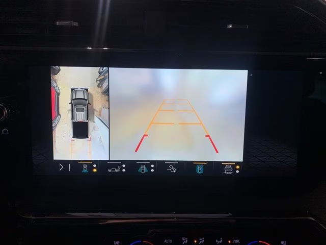 2023 Summit White GMC Sierra 1500 AT4 4X4 Truck